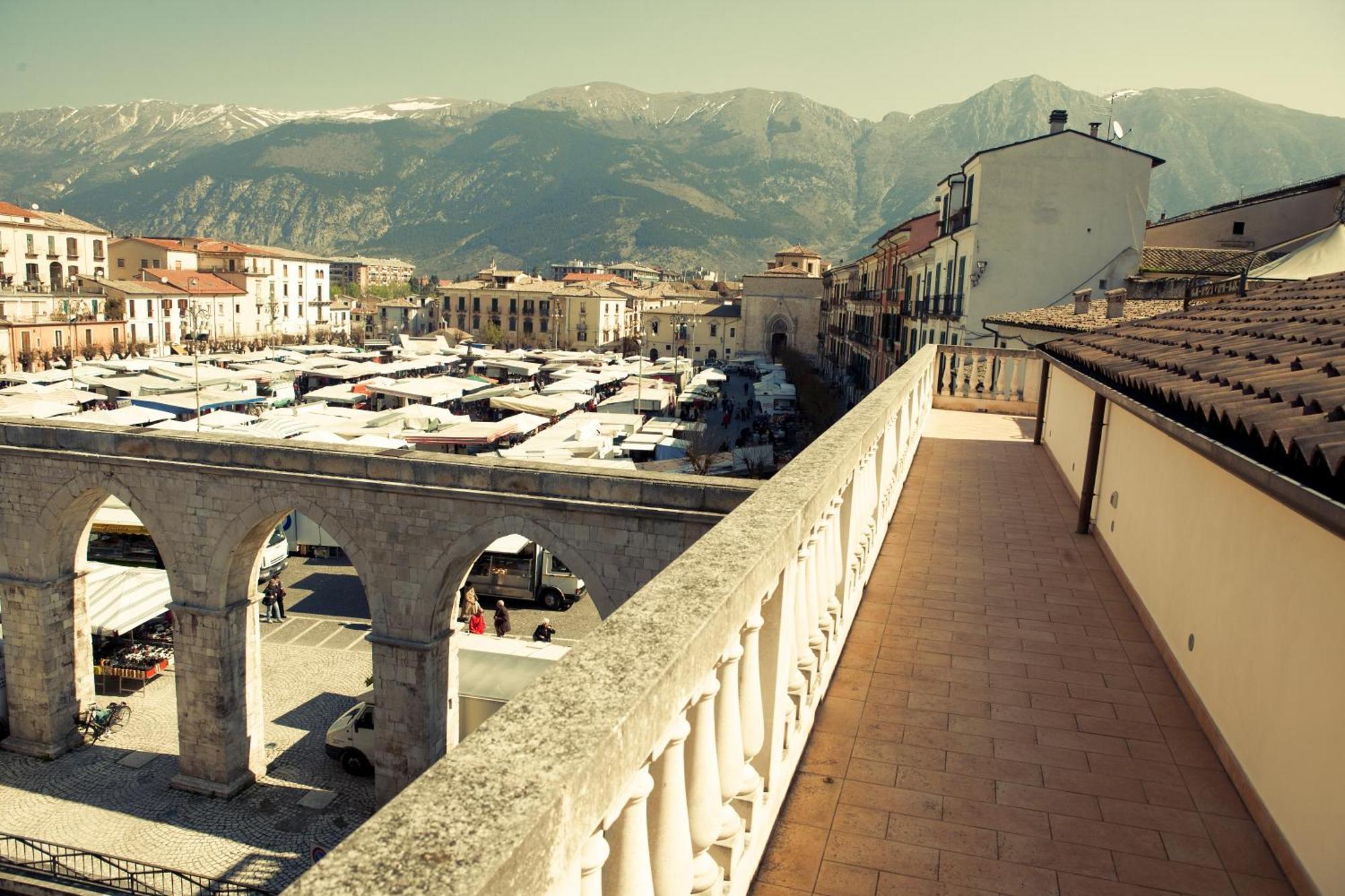 Sei Stelle Acomodação com café da manhã Sulmona Exterior foto