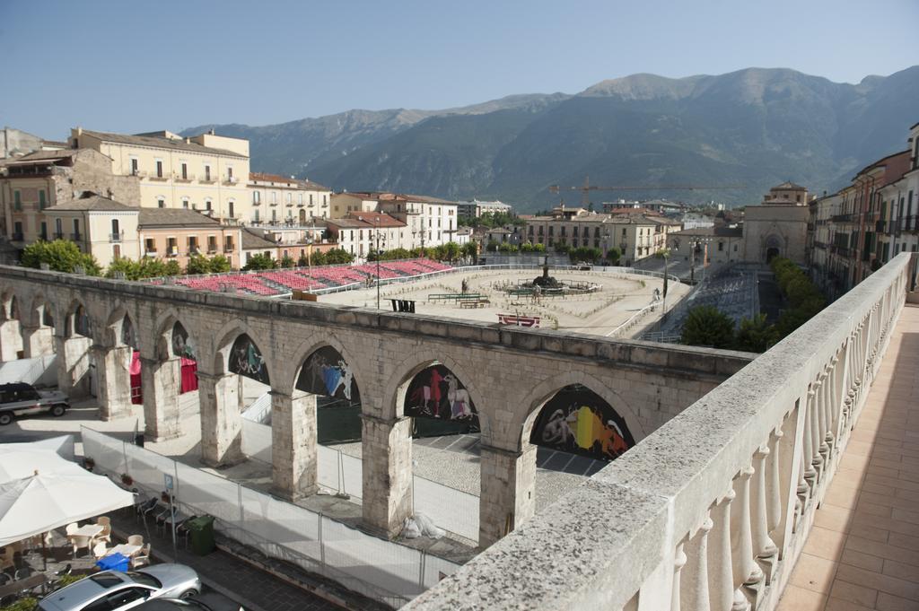 Sei Stelle Acomodação com café da manhã Sulmona Exterior foto